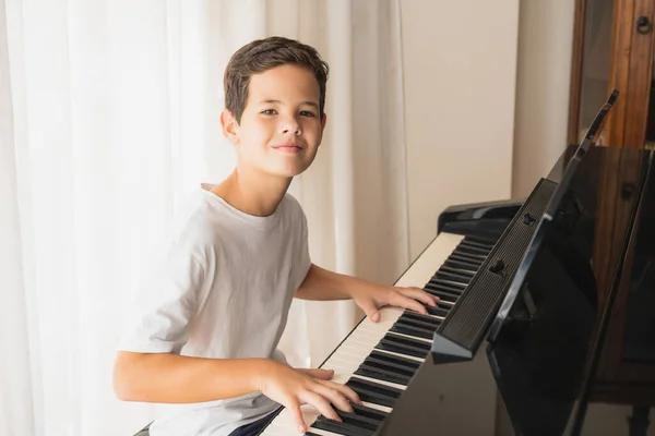 Discover the Joy of Playing Piano